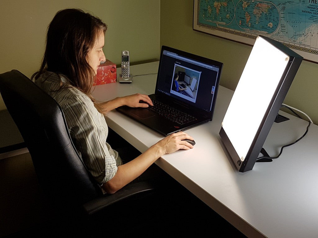 BOXelite Therapy Lightbox Desk Lamp Natural Treatment for Depression Healthy & Grounded